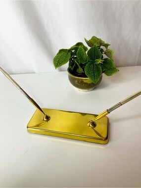 VINTAGE Brass Double Pen Desk Stand - Gold Tone